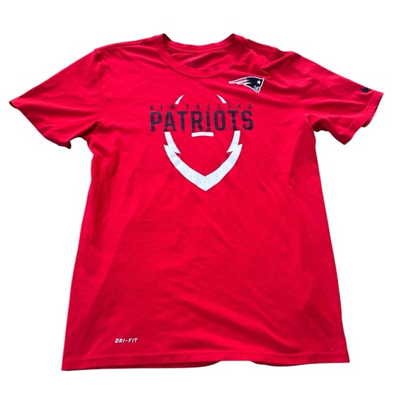 New England Patriots Nike Athletic Fit Short Sleeve Shirt Size Medium - Picture 1 of 5